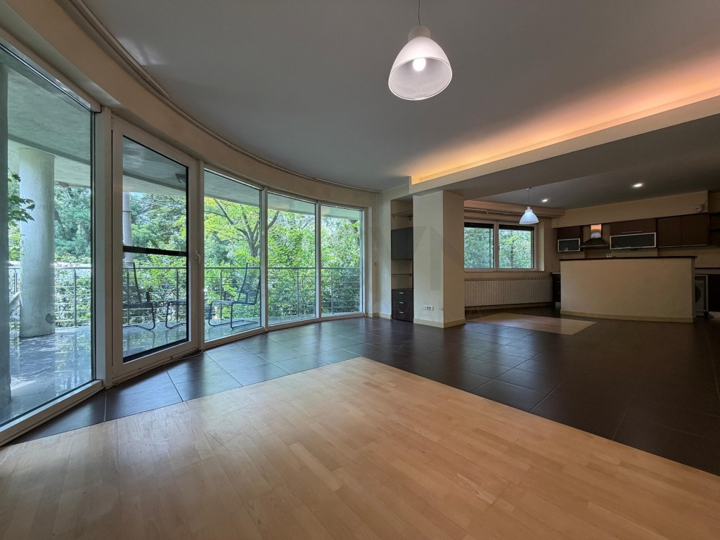 Apartament deosebit de 4 camere Herastrau