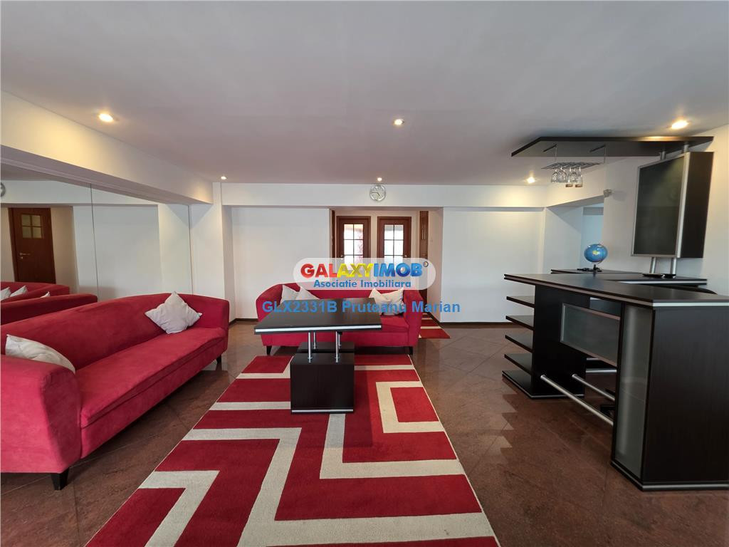Apartament cu 3 camere situat apropae de metrou Favorit