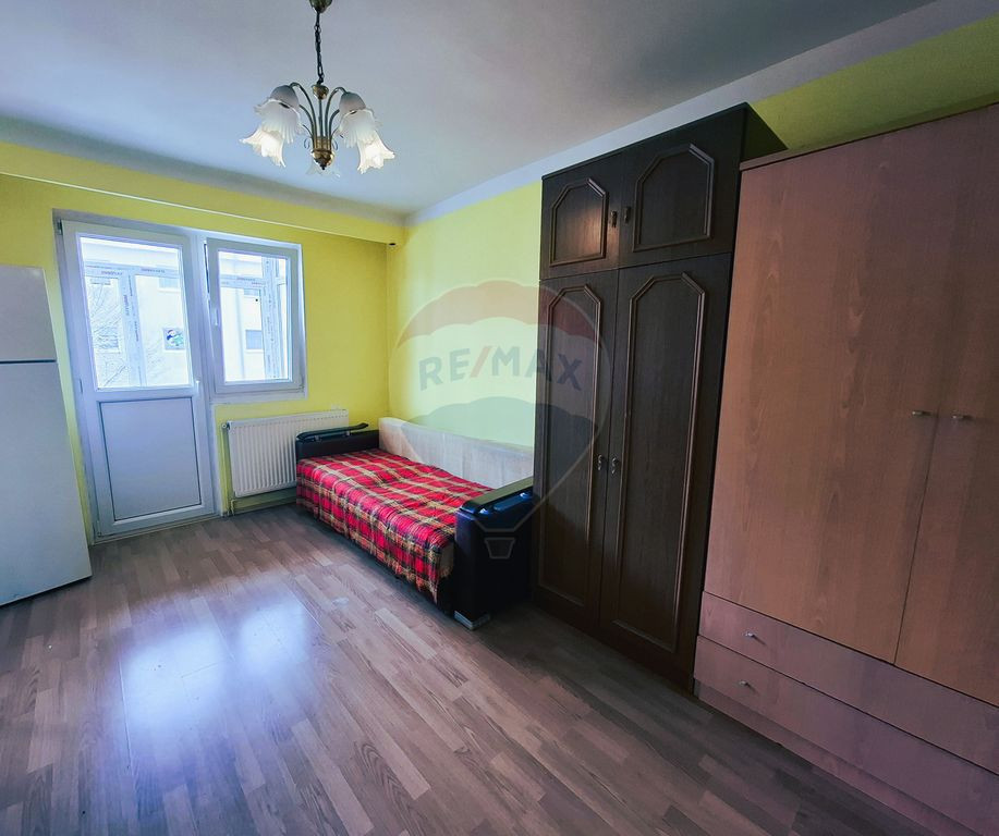 Garsonieră de închiriat – Strada Soimului