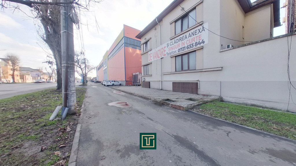 Clădire emblematică rara cu 13 camere pe Calea Victoriei |