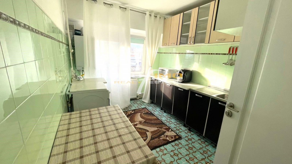 Apartament 3 camere decomandat - Kaufland ICIL