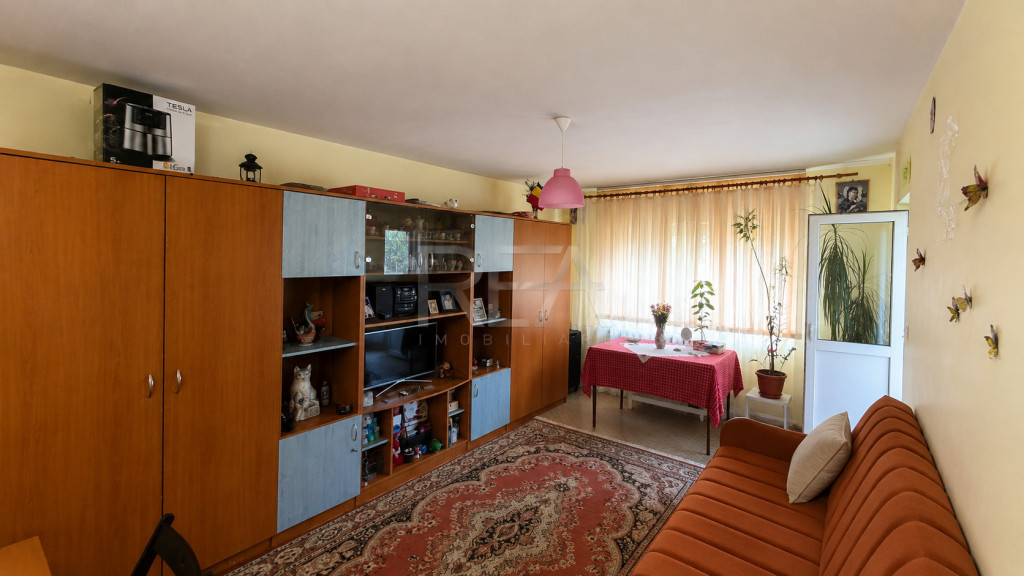 2 camere Aviației decomandat, et. 3, an 1985, metrou, 58 mp