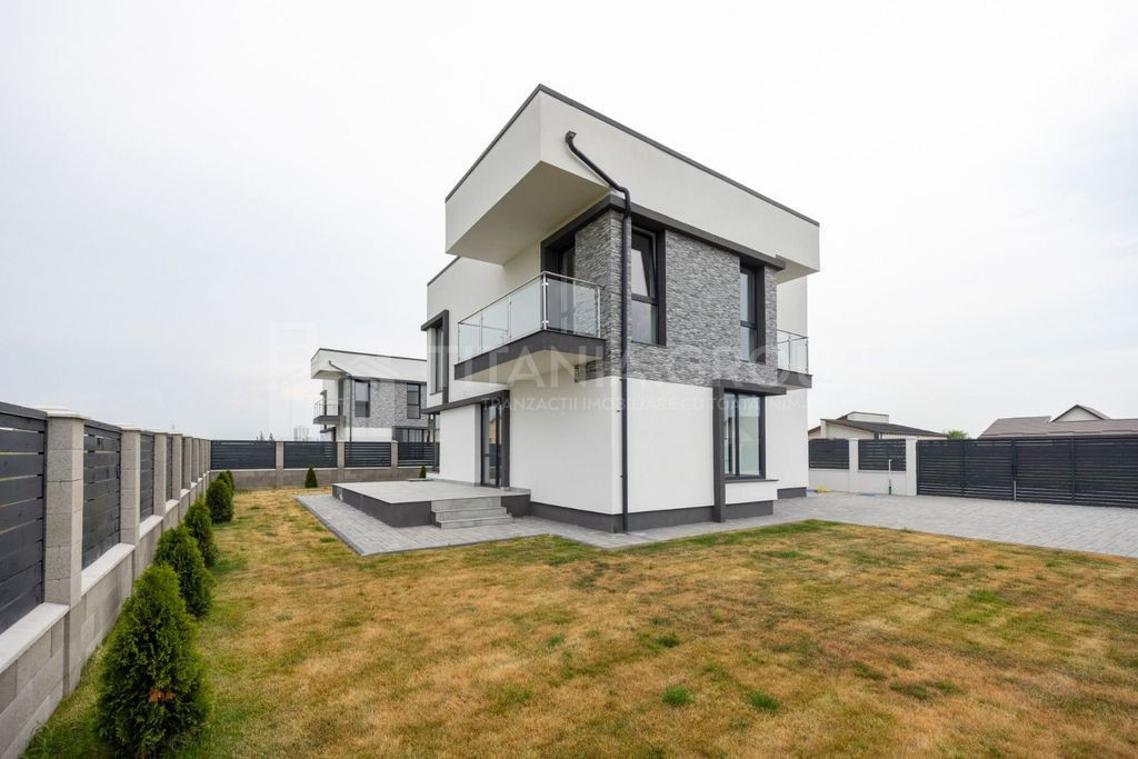Casă individuală nouă , 4 camere, teren 519 mp, Sanpetru