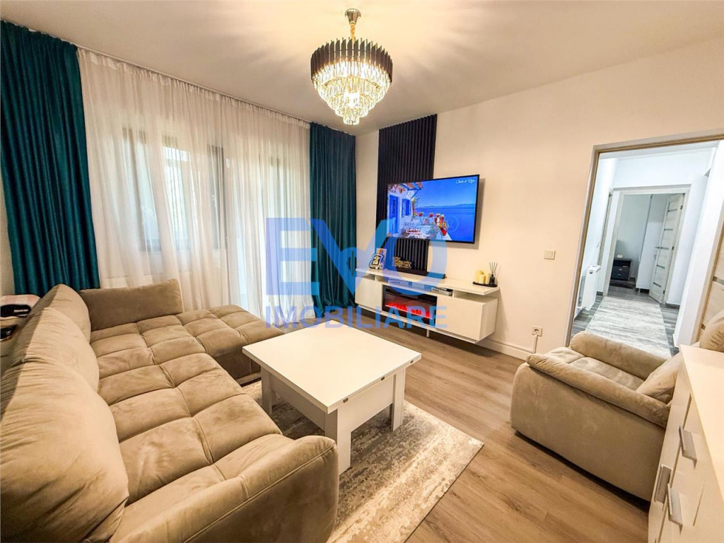 Apartament cu 2 camere, etajul 1, decomandat, geam la baie,