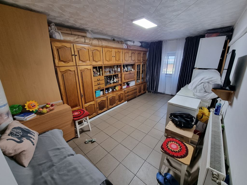 Apartament 2 camere decomandat zona Palas