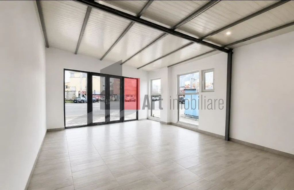Comision Spatiu comercial zona Vitan
