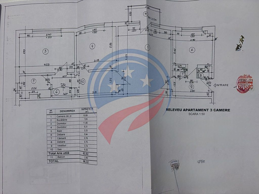 Apartament 3 camere/de vanzare/Lapus
