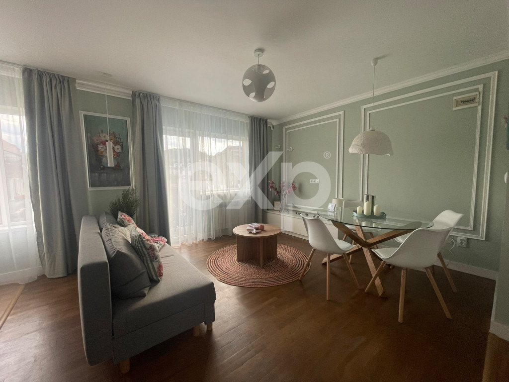 Apartament 2 camere | 2 balcoane | Zona Stejarului