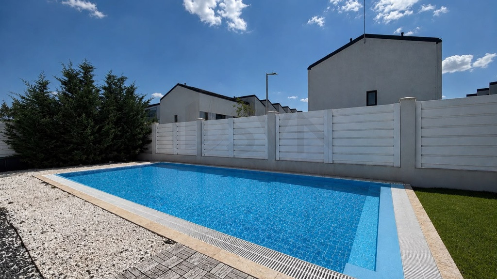 Vila cu 5 camere I Piscina I 4 locuri de parcareI Gradina...