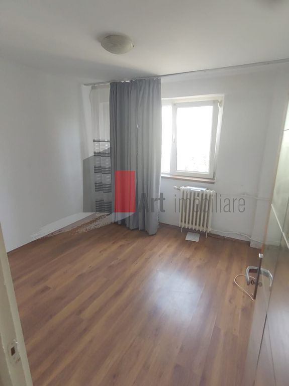 Vânzare apartament decomandat 2 camere - Metrou Lujerului