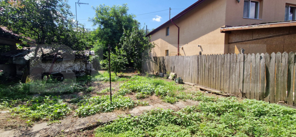 Teren 1300 mp, Calea Bucuresti, zona Lapus