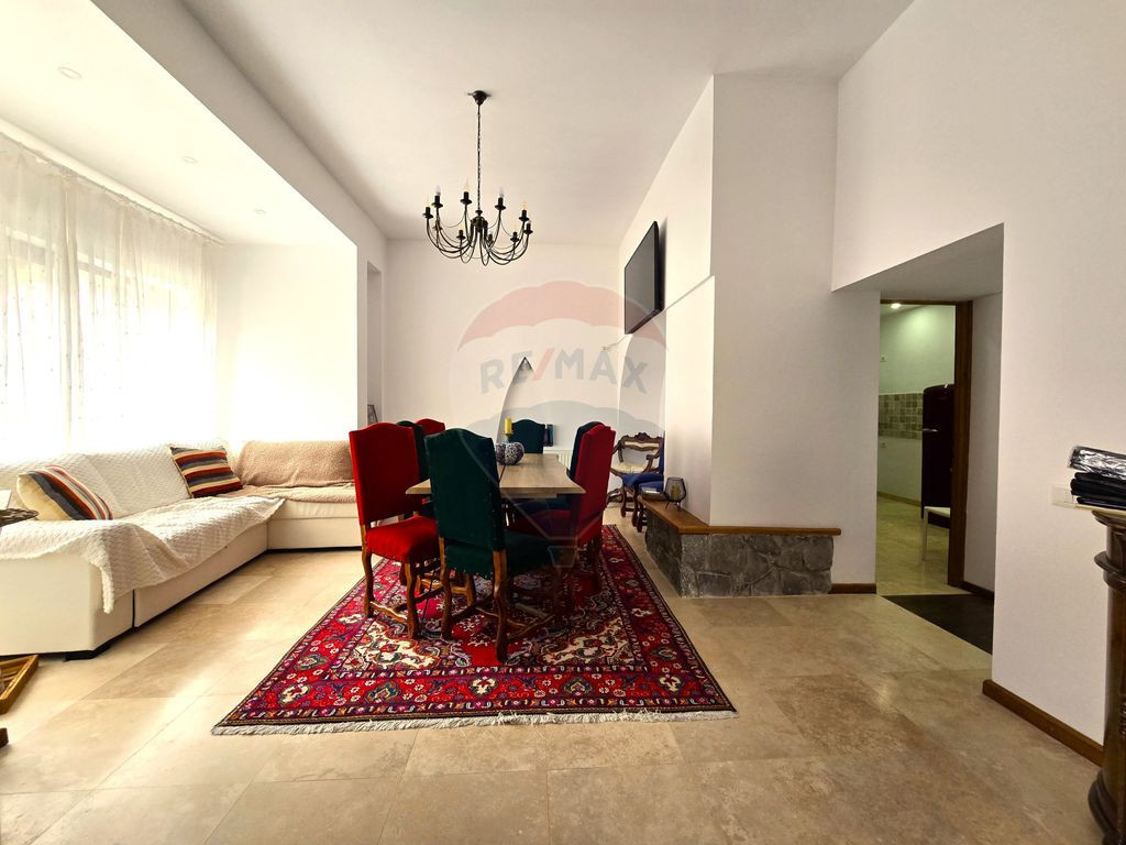Vila stil si cu potential turistic, 8camere, 6 bai, panoram