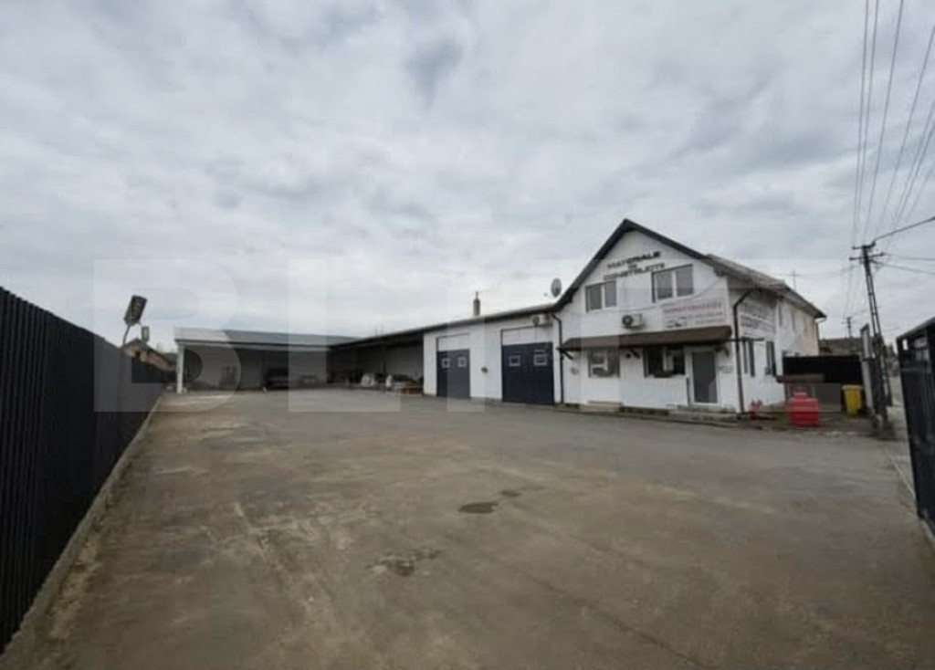 Casă și spațiu comercial de vânzare, 350 mp, zona Târn?