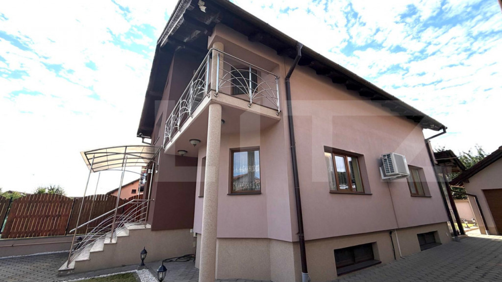 Casă de vânzare, 105 mp, 650 mp teren, zona Cetate - Ultra