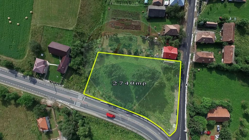 Teren 2,740mp Paniceni / Strada Principala