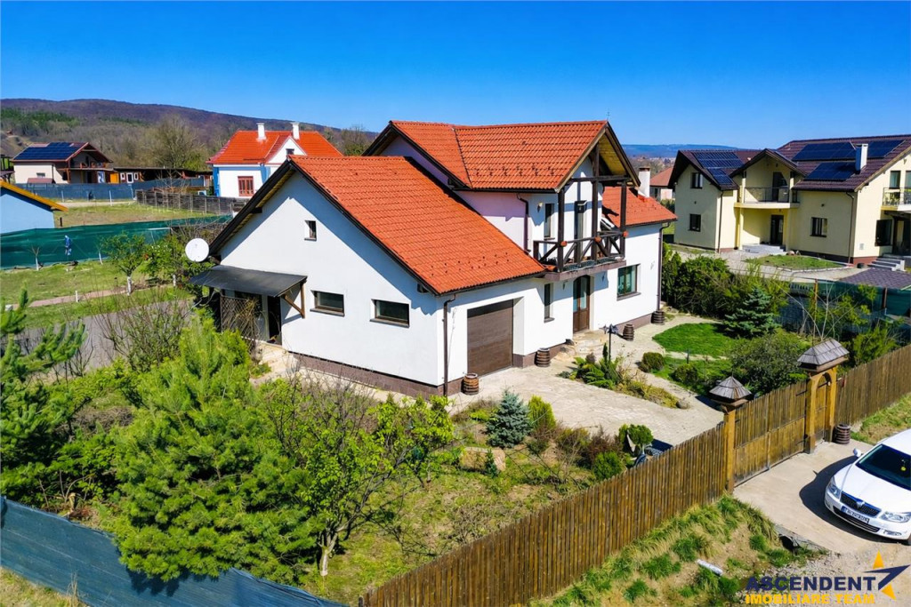 Casa primitoare si apreciabila, areal cu liniste, gradina fr