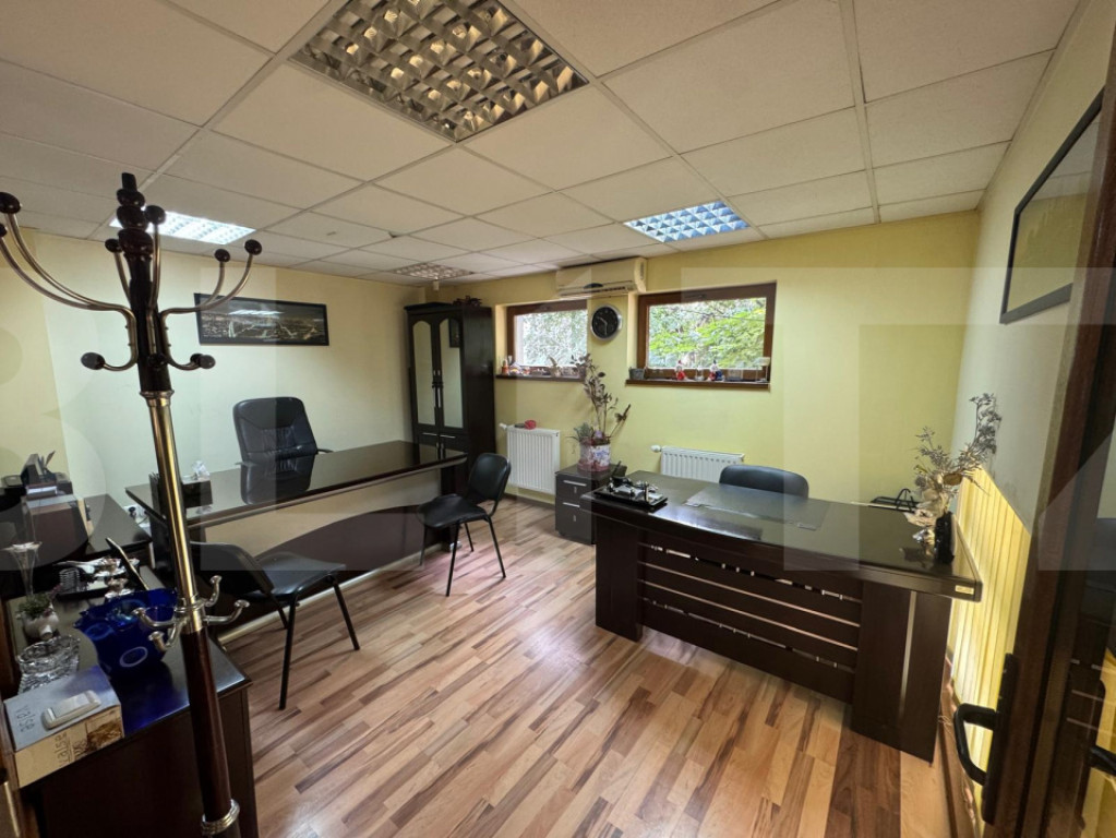 Spatiu comercial/birou de inchiriat, 100 mp, ultracentral