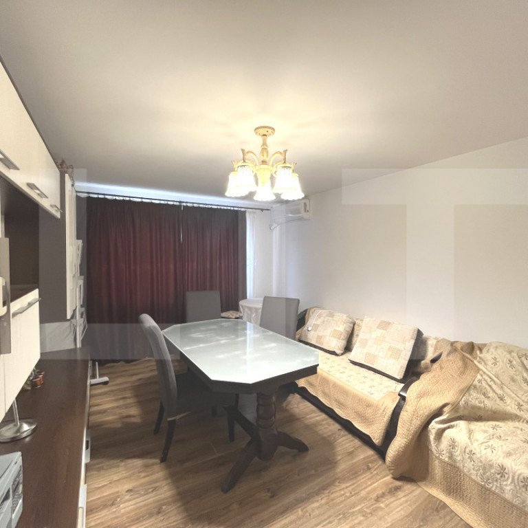 Apartament de 3 camere, 62 mp decomandat - Zona Piata Mare