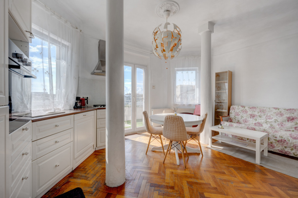 PIATA ROMANA - ASE - APARTAMENT 62 MP, PET-FRIENDLY, ETAJ 5,
