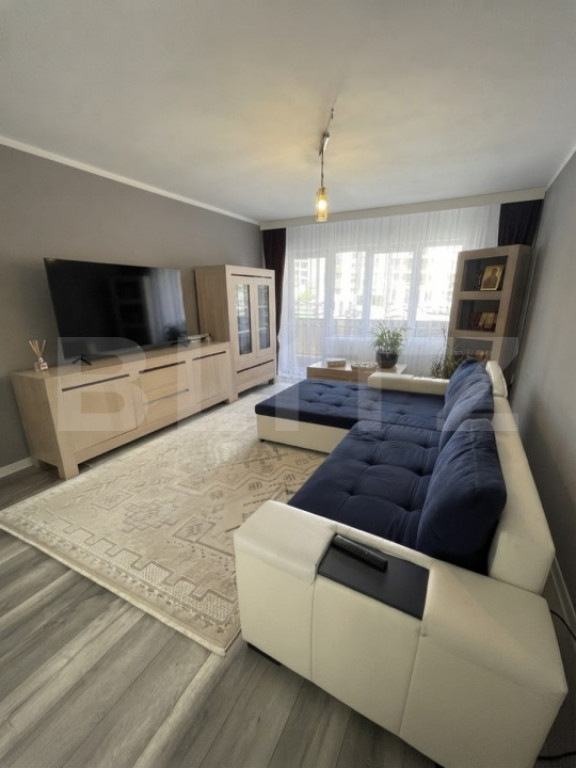 Apartament 3 camere, 68mp, 2 bai, et 2, lift, parcare, prive