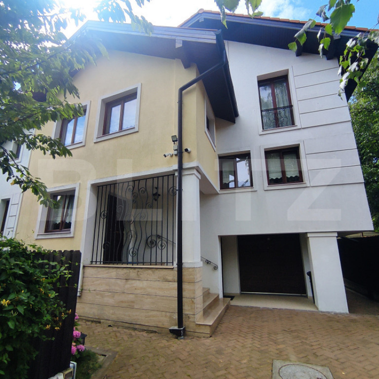 Vilă premium în Păun Arhitectură de autor 400 mp finisaj