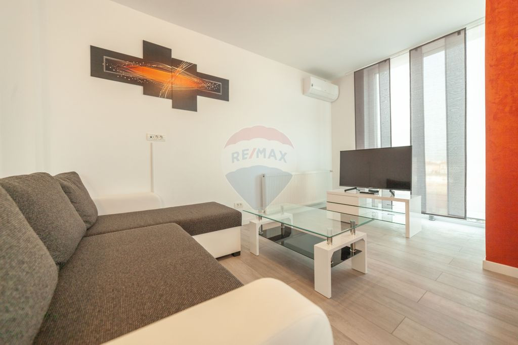 Apartament de închiriat ultracentral Arad Plaza +loc de ...