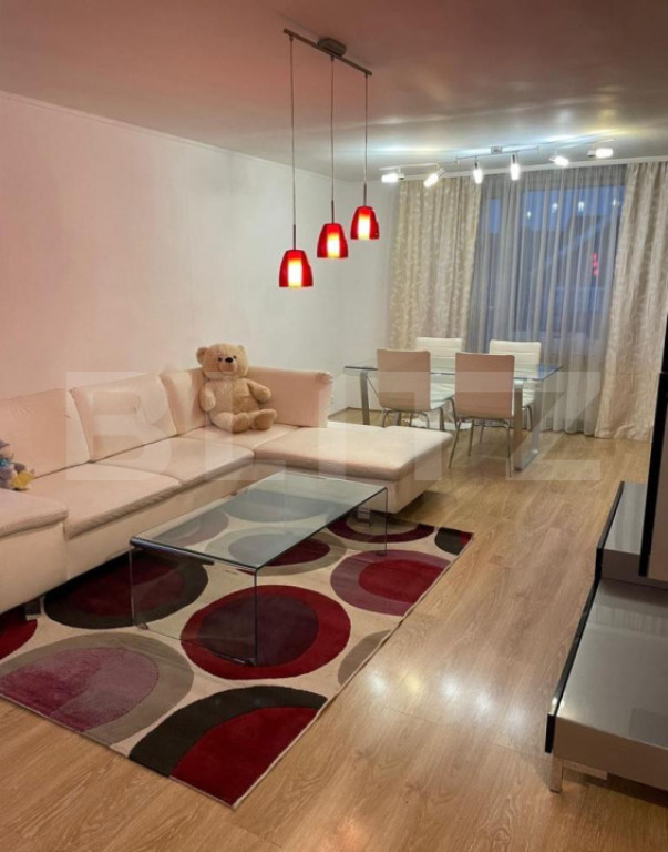 Apartament de închiriat, 92 mp, zona 7 noiembrie