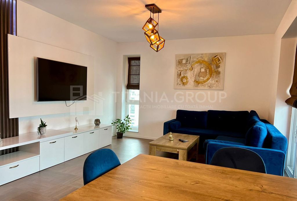 Apartament 2 camere mobilat și utilat, parcare și boxă...