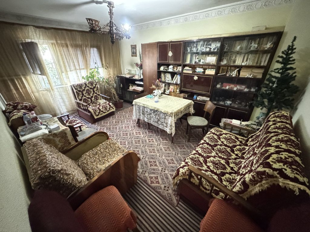 Apartament 3 camere zona Inel 1 - Institutul de Marină c...