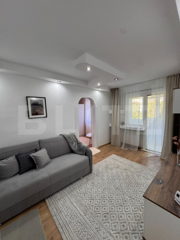 Apartament 2 camere, 34 mp, decomandat, zona George Enescu
