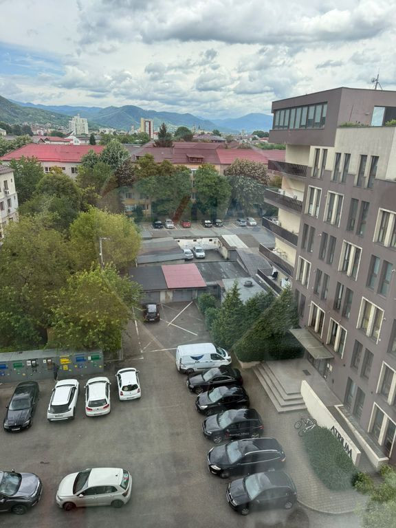 DE INCHIRIAT apartament cu o camera in blocul cu avocati
