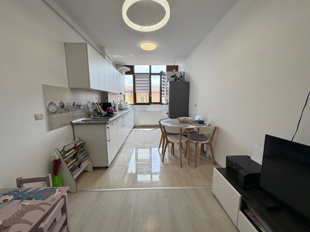 95900euro!!!Apartament superb, 2 camere,54mp, et 1/3,parcare