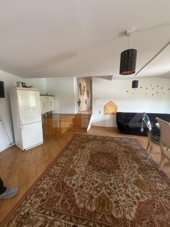 Casă de închiriat, 400 mp, zona Central