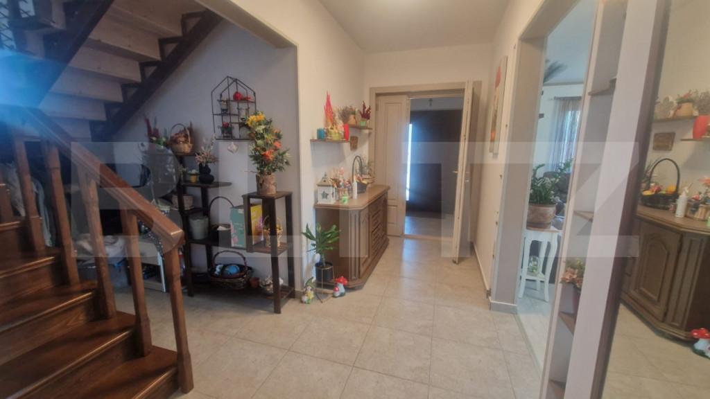 Casa 5 camere, 190 mp, teren 536 mp, zona Stupini