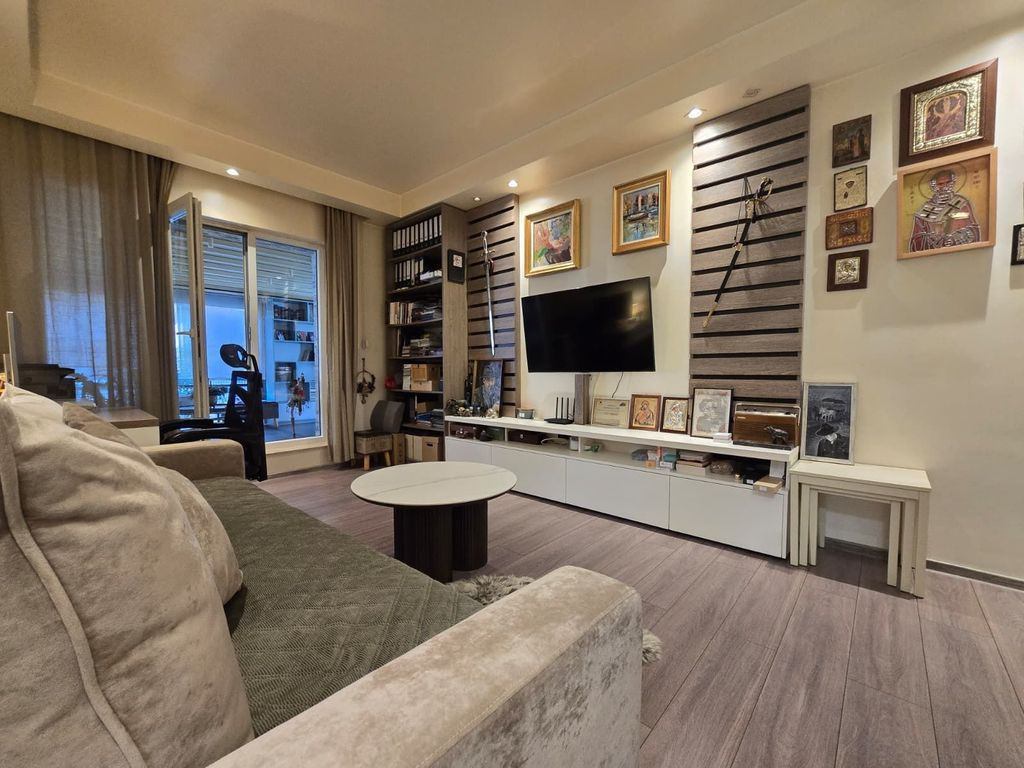 COSMOPOLIS - Apartament cu 2 camere si gradina, mobilat s...