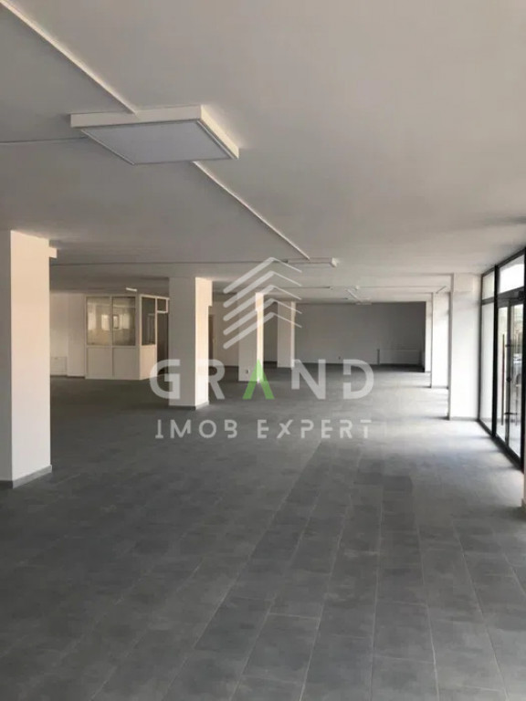Spațiu Comercial de închiriat | 612 mp+Terasă | 10 Parcă