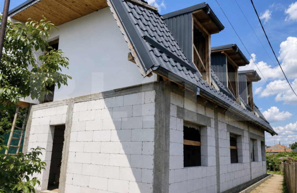 Ocazie! Casa P+M la rosu, 80 mpu, 335 mp teren, zona Casa cu
