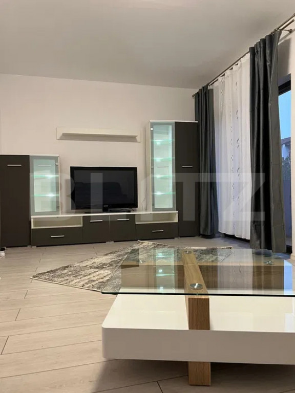 Apartament 2 camere de închiriat, 54 mp, zona Giroc