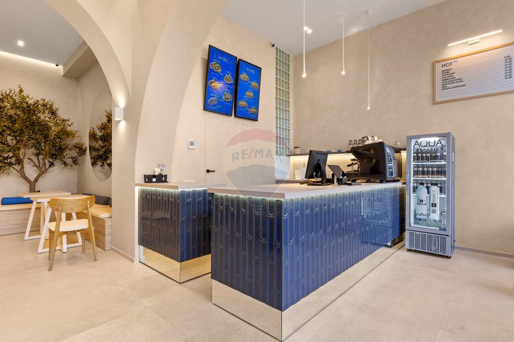 Spațiu comercial cu design premium Zona Polivalenta