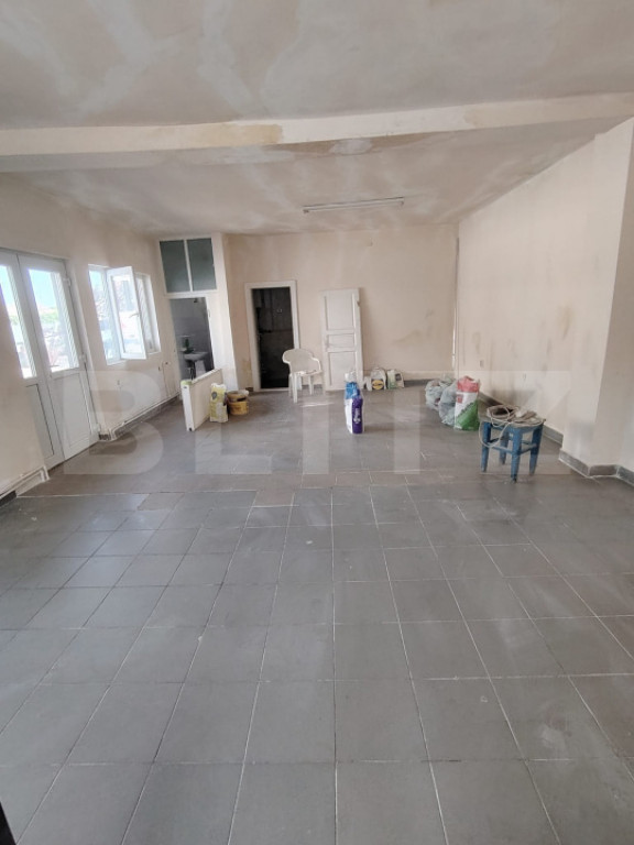 Spatiu comercial, 70 mp, zona Campia Turzii
