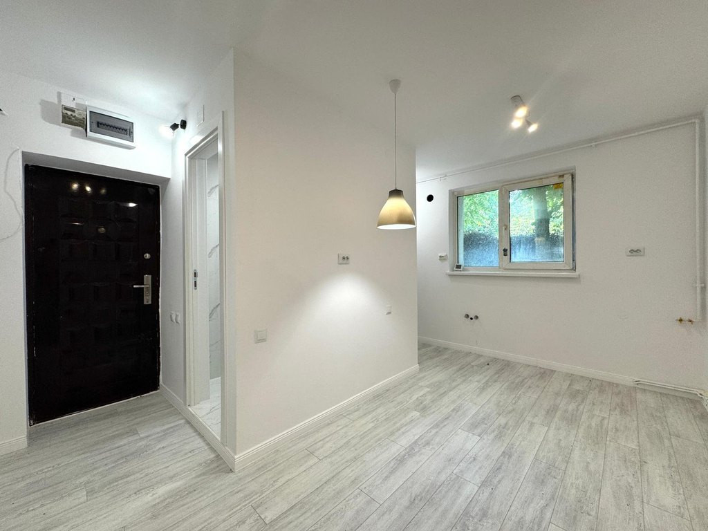 Spațiu renovat lângă Mitropolie | pretabil birouri | e...