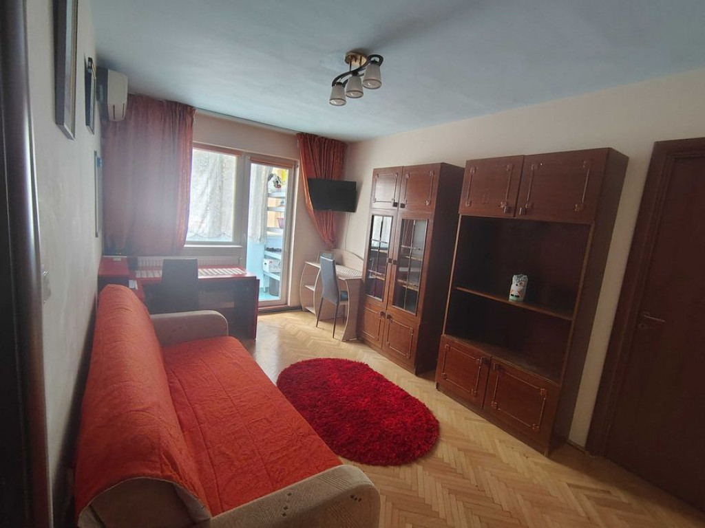 Apartament cu Centrala Proprie Bloc Izolat
