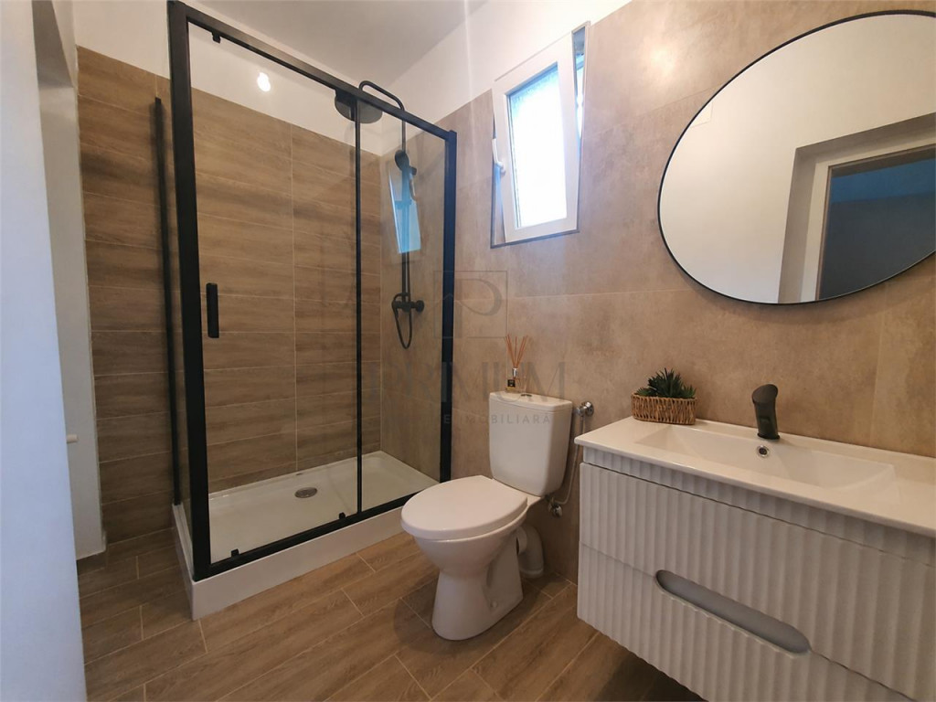 PLOPI, DUPLEX 3 CAMERE, AMENAJAT MODERN APARTAMENT 1 CAMER