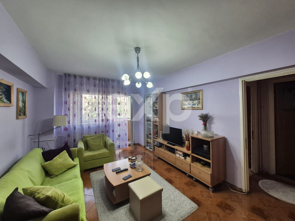 De vanzare I 3 camere luminoase | Basarabia - Arena National