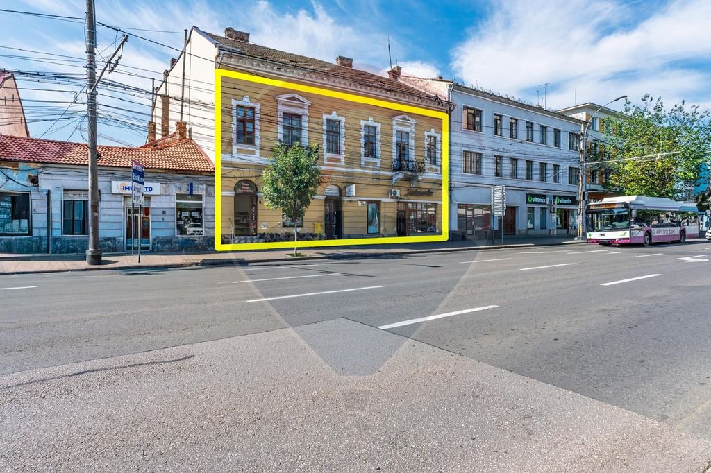 Apartament cu 2 camere de vanzare in Piata Mihai Viteazu