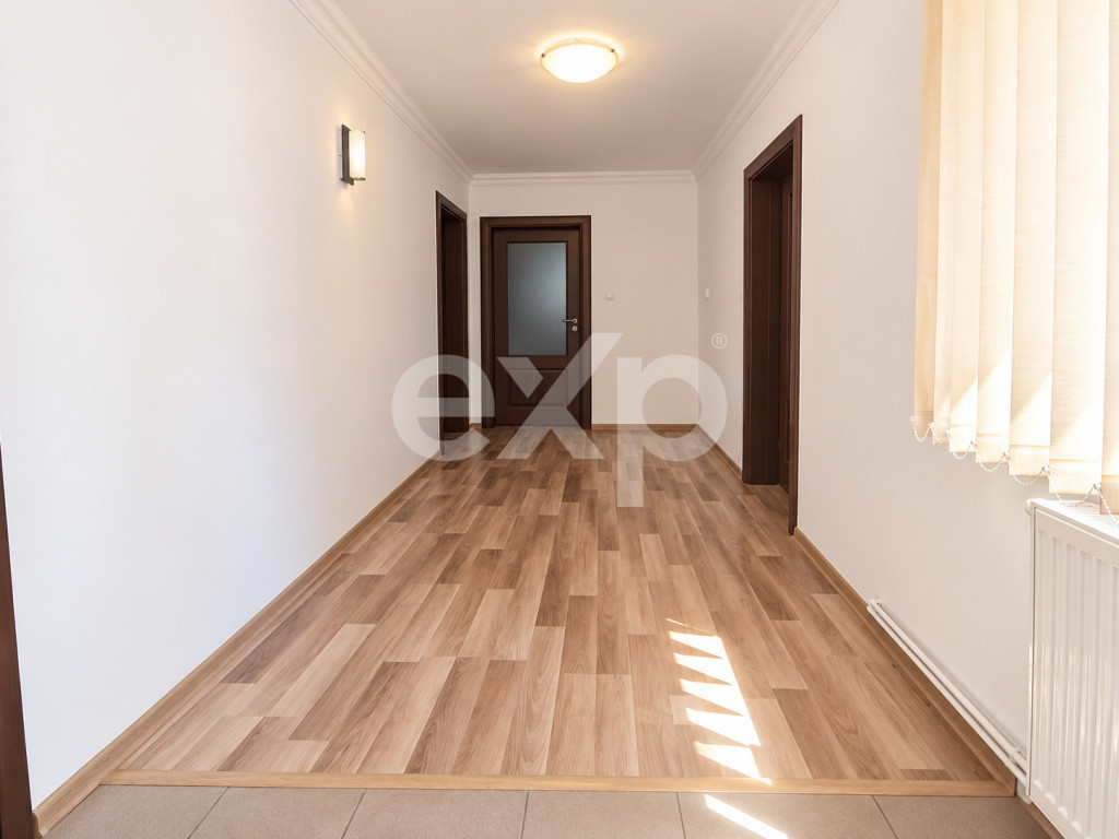 Casă de închiriat | 4 camere | Rooftop 60 mp | Andrei M...