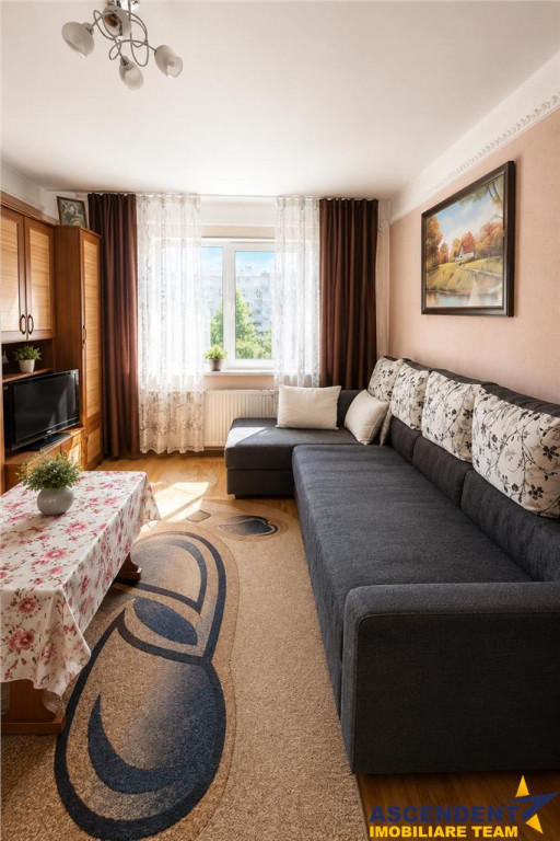 Apartament 2 camere, etaj1, Florilor, Brasov
