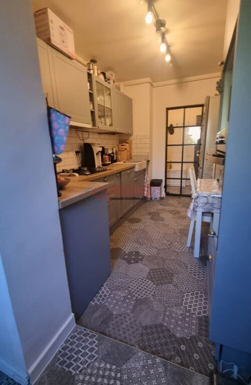 Metrou Aparatorii Patriei - apartament 4 camere, centrală