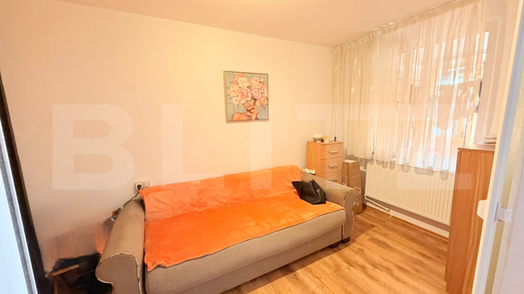 Apartament 3 camere, 48 mp, zona Micro 19