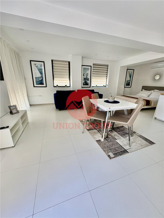 Studio Premium de in Neptun, Loc de Parcare